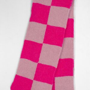 Check-Scarf-Zephyr-and-Fuchsia Purple-Display